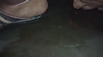 Desi village bhabi sexy pee