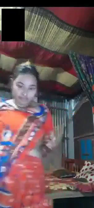 Married VILLAGE Bhabi Showing
