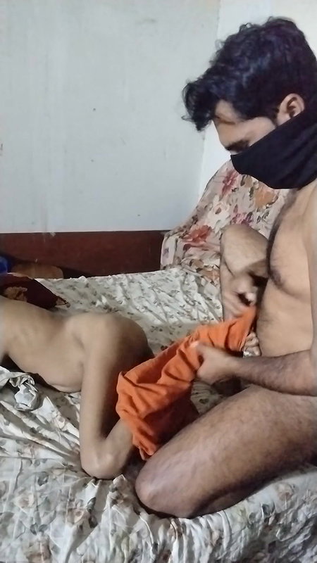 Desi Pakistani First time stepcousin ki chudai