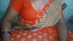 Indian tamil sexy saree aunty super boobs show
