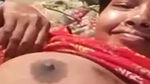 Bangladeshi Bhabhi Shows Her Boobs On VC