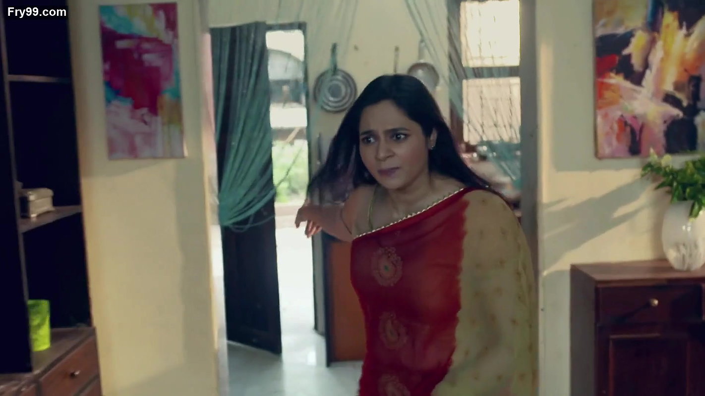 Sexy aunty from crime patrol