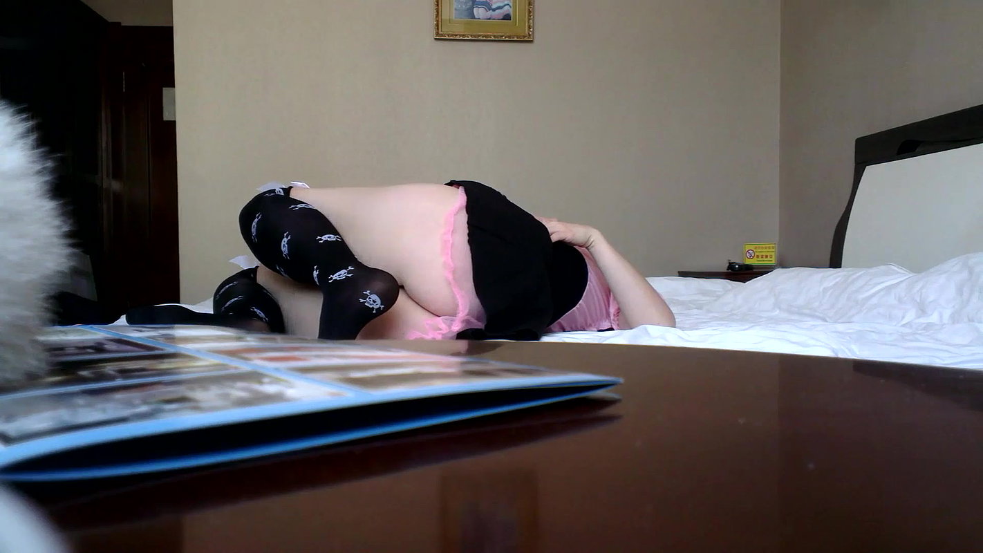 Cute Asian Marica gets a long cock in a sexy home movie_2d26ad40
