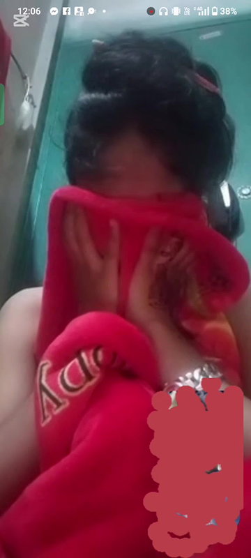 Shy Desi Girl Showing on Vc 22