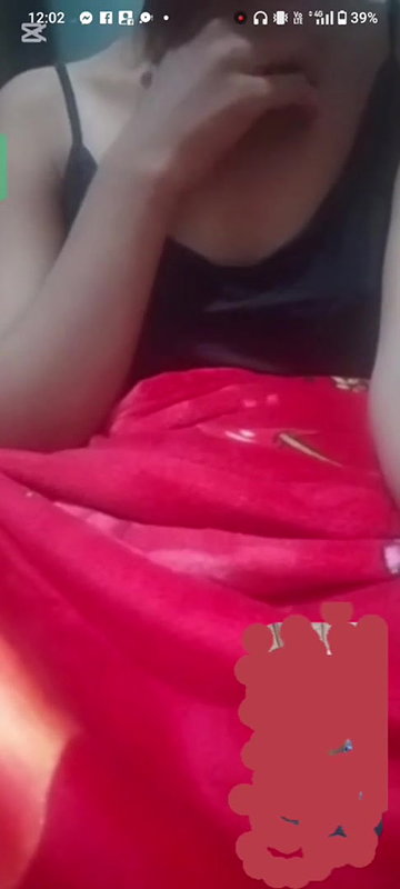 Cute bengali babe shy to showing her boobs on video call to her bf 22