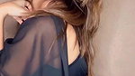 HORNY BEAUTY Dikhati nahi bas … Ehsaas karvati hai … Deep Cleavage