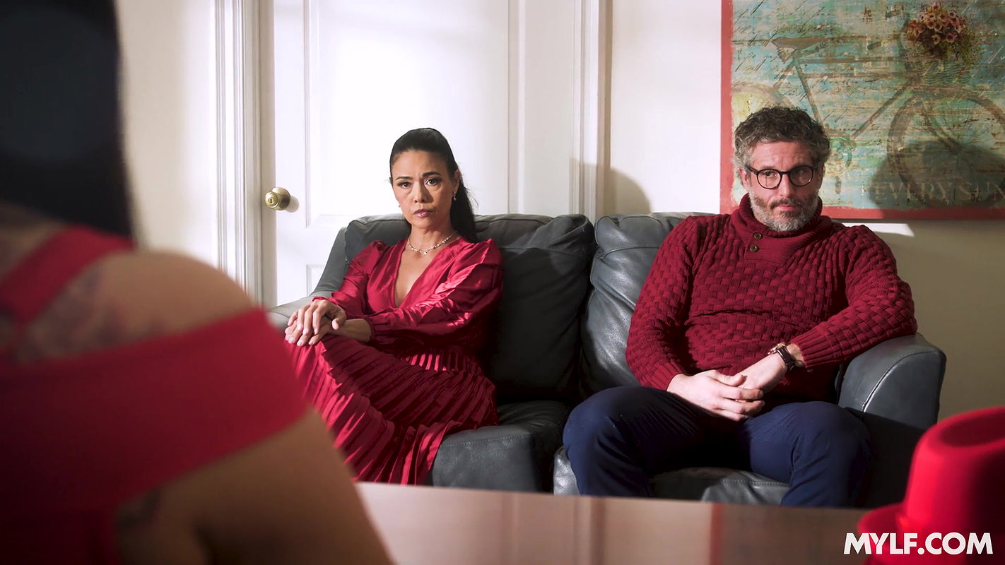 Mom Drips with Dana Vespoli & Aderes Quin in Murder She Moaned Part 2 Lies, Pies, Demise