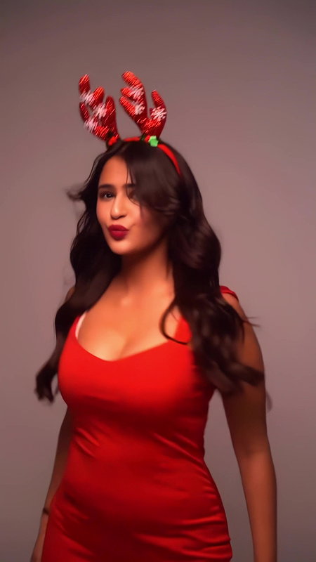 PRAKRITI PAVANI CUTE BOOBS CLEAVAGE TEASE 22