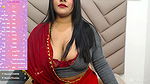 Hot bengali girl show her hot cleavage
