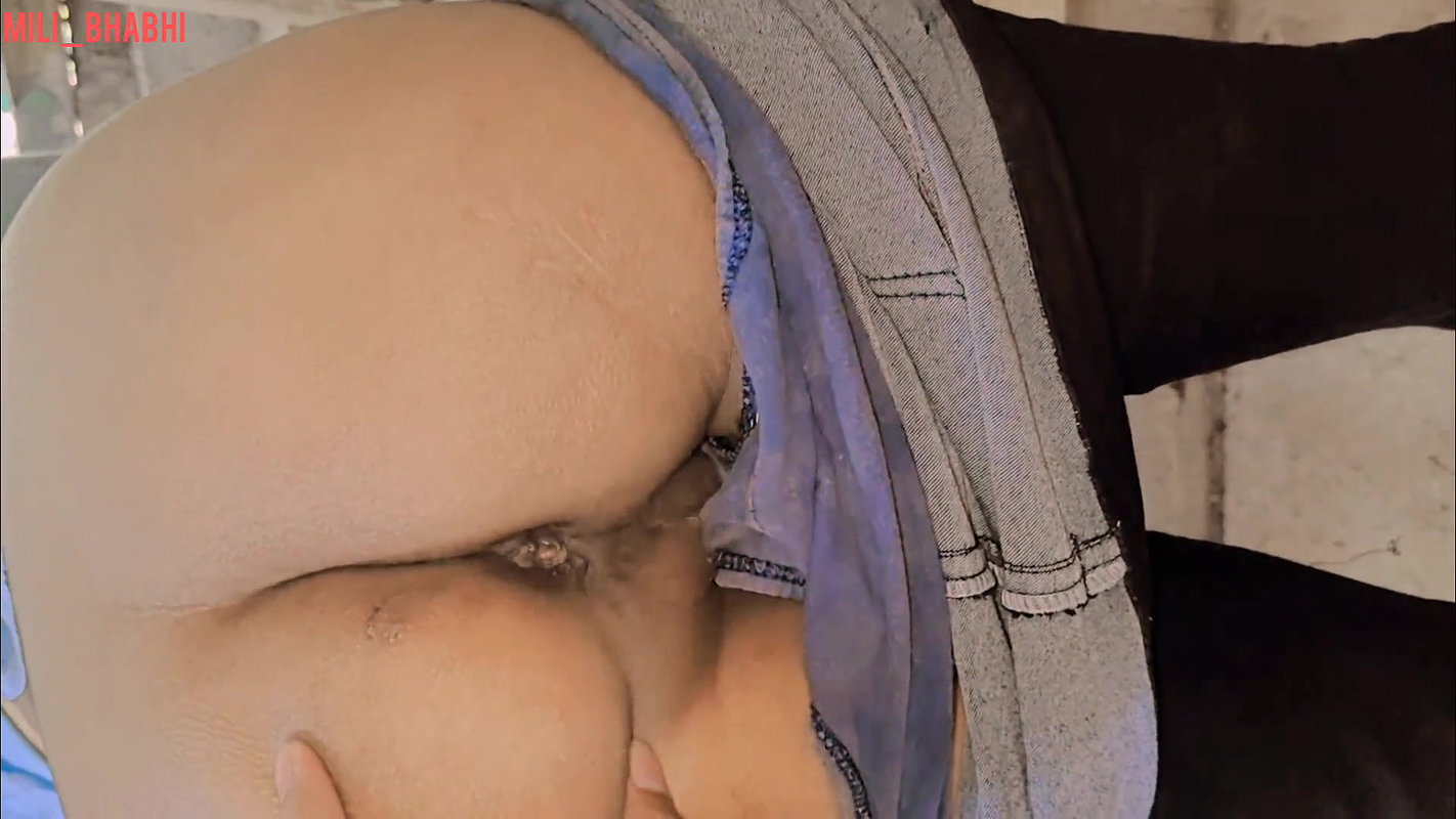 Desi Village Cute Stepbrother Stepsister’s Tight Pussy Fuck