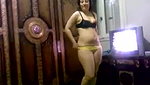sexy pakistani aunty stripping