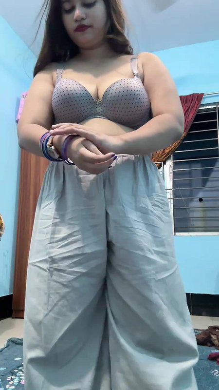 Bengali Chubby Mal Shaving Pussy 75