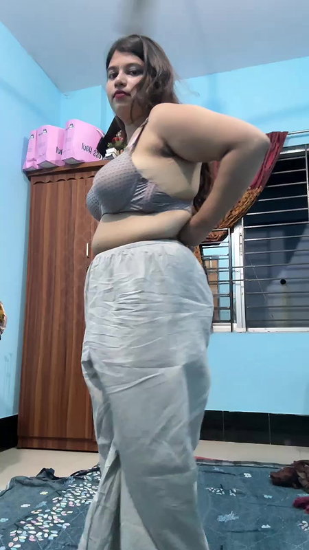 Bengali Chubby Mal Shaving Pussy 75