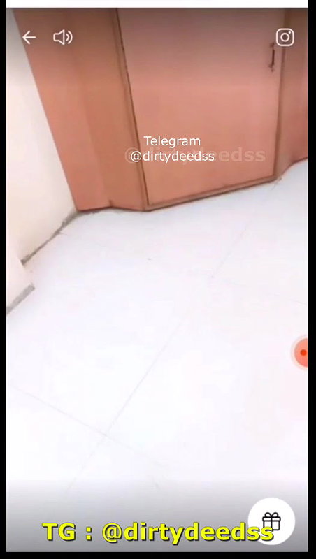 COUPLE SHOW