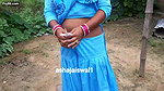 Desi village bhabi pee