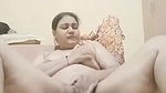 Desi fatty aunty fing her hot pussy