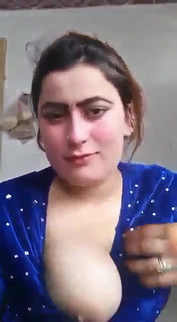 Must Watch – Paki Cute Pathan Girl & Uncle Sucking her big Boobs full nude | desi sex