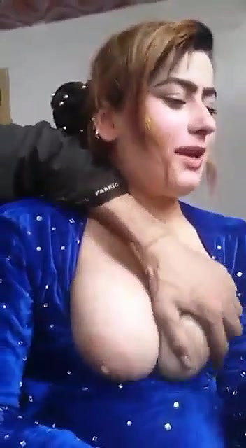 Must Watch – Paki Cute Pathan Girl & Uncle Sucking her big Boobs full nude | desi sex