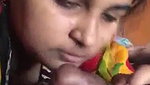 DESI AUNTY TRYING BLOWJOB