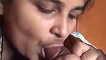 DESI AUNTY TRYING BLOWJOB