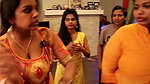 Cute Desi Girl Huge Cleavage