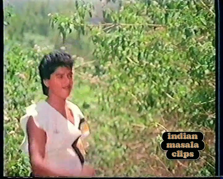 yester_raghavi_indianmasalaclips_net_400121