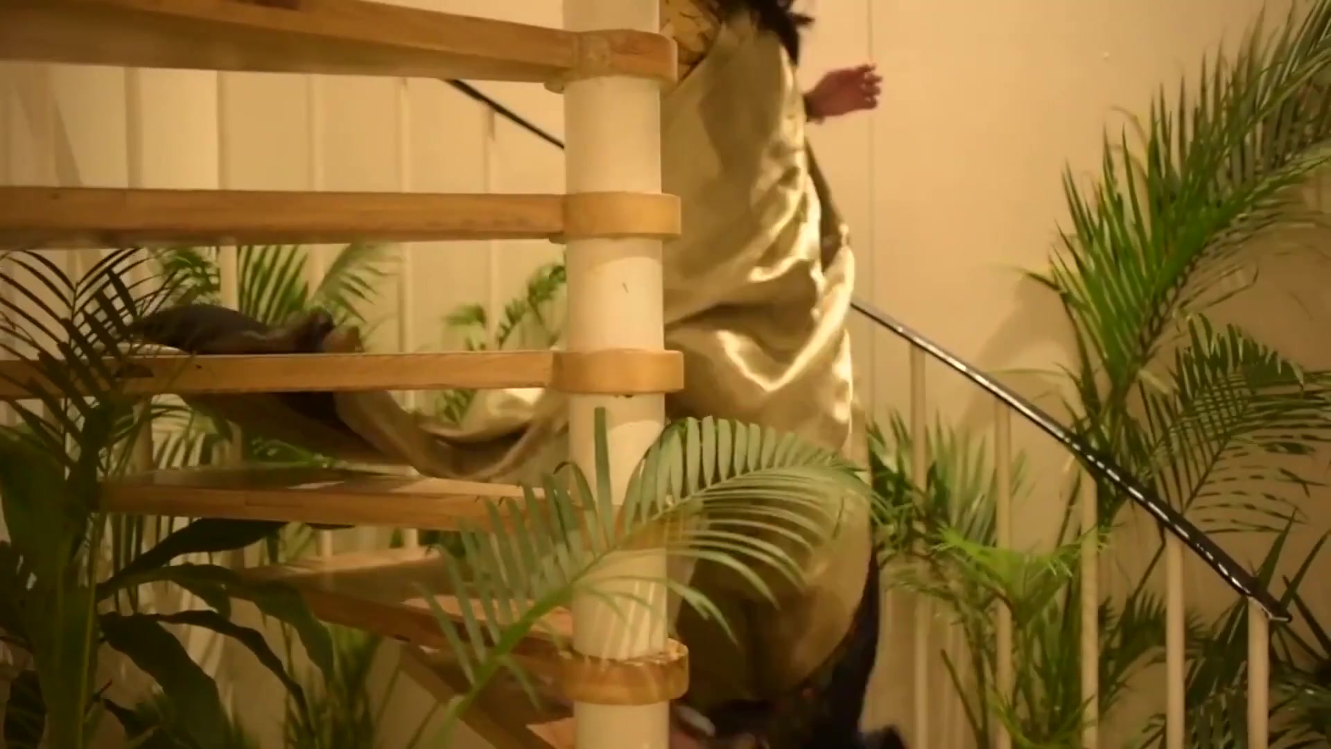 Frame 10