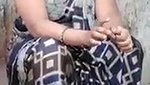 Aunty show Navel public place