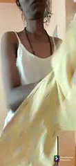 Cute Desi Girl Showing her Boobs 4 CLips Marge