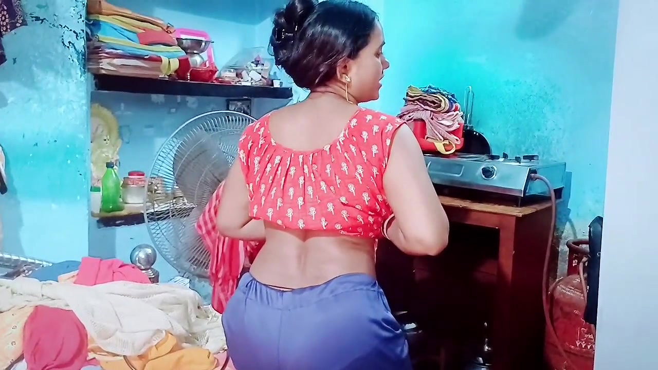 Soni Bhabhi Ko Raat Me choda aur gaand Mari indiansoni Village Bhabhi Hindi Sex