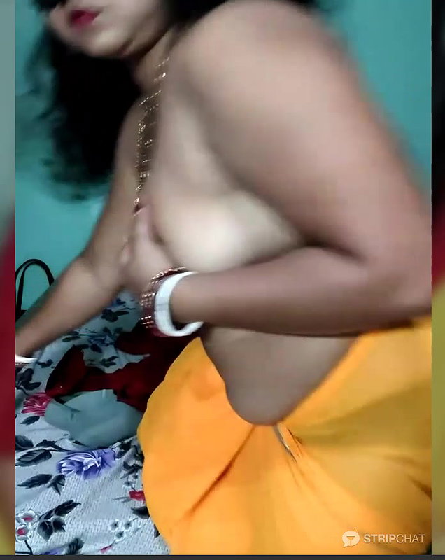 Mourani24 Stripchat ticket show