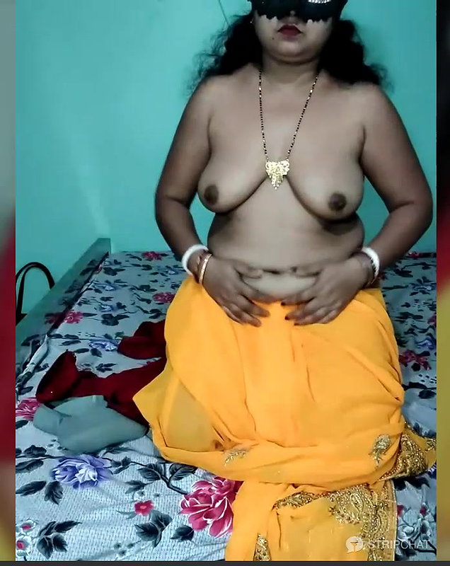 Mourani24 Stripchat ticket show
