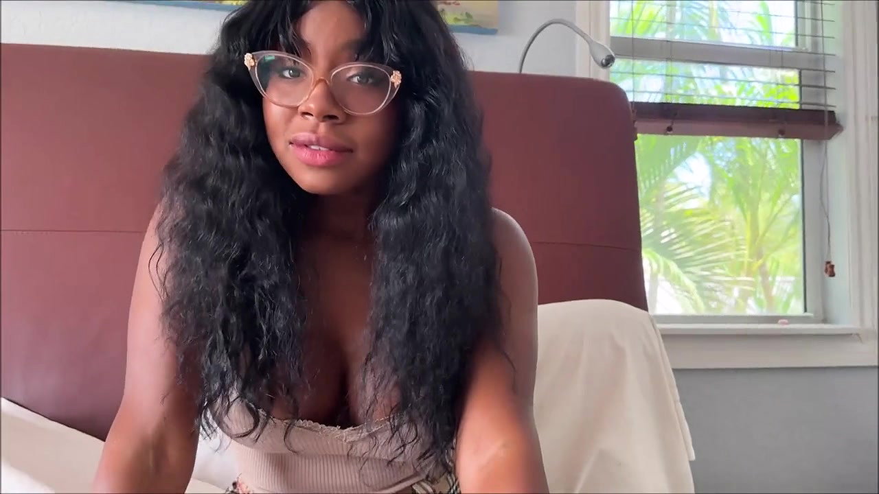 Amari Anne – Elder Stepsis Tired Of Lazy Stepbro