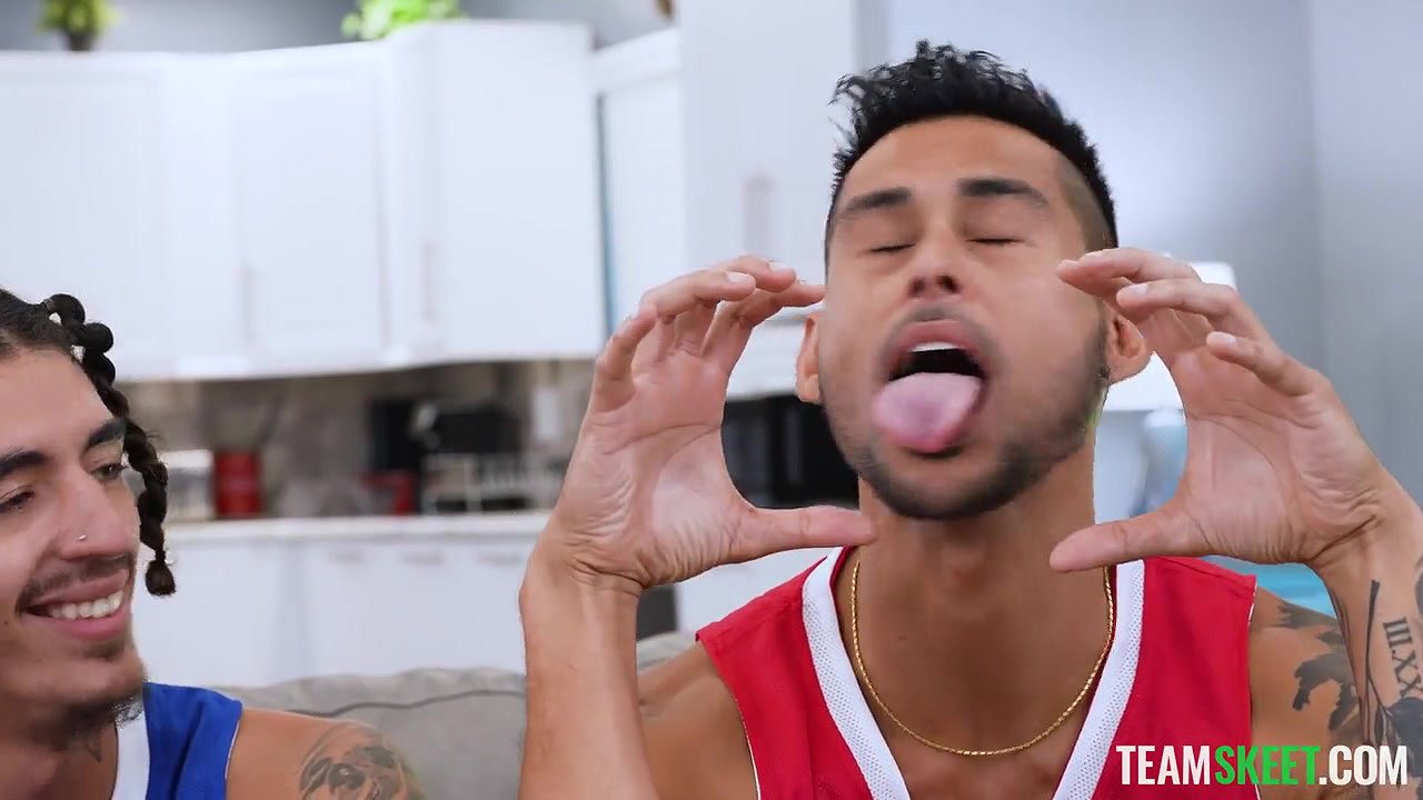 Angel Gostosa – Competition In Pussy Licking