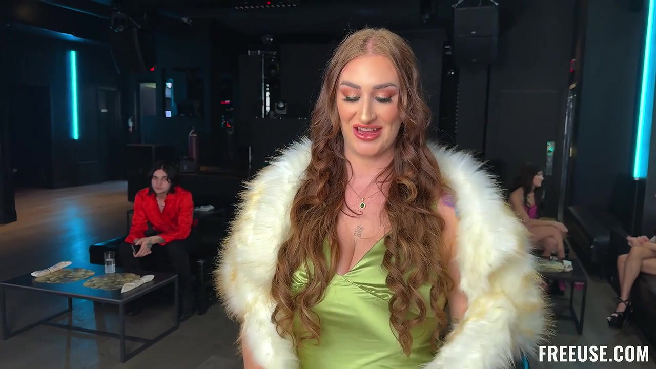 Avalon Mira – Busty MILF Needs Two Cocks For Orgasm