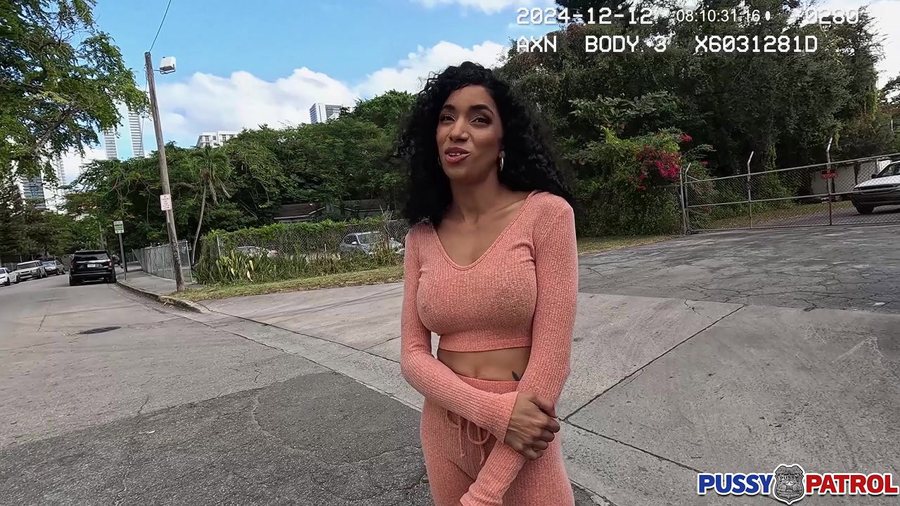 Ginger Bytes – Busty Latina Learns Law