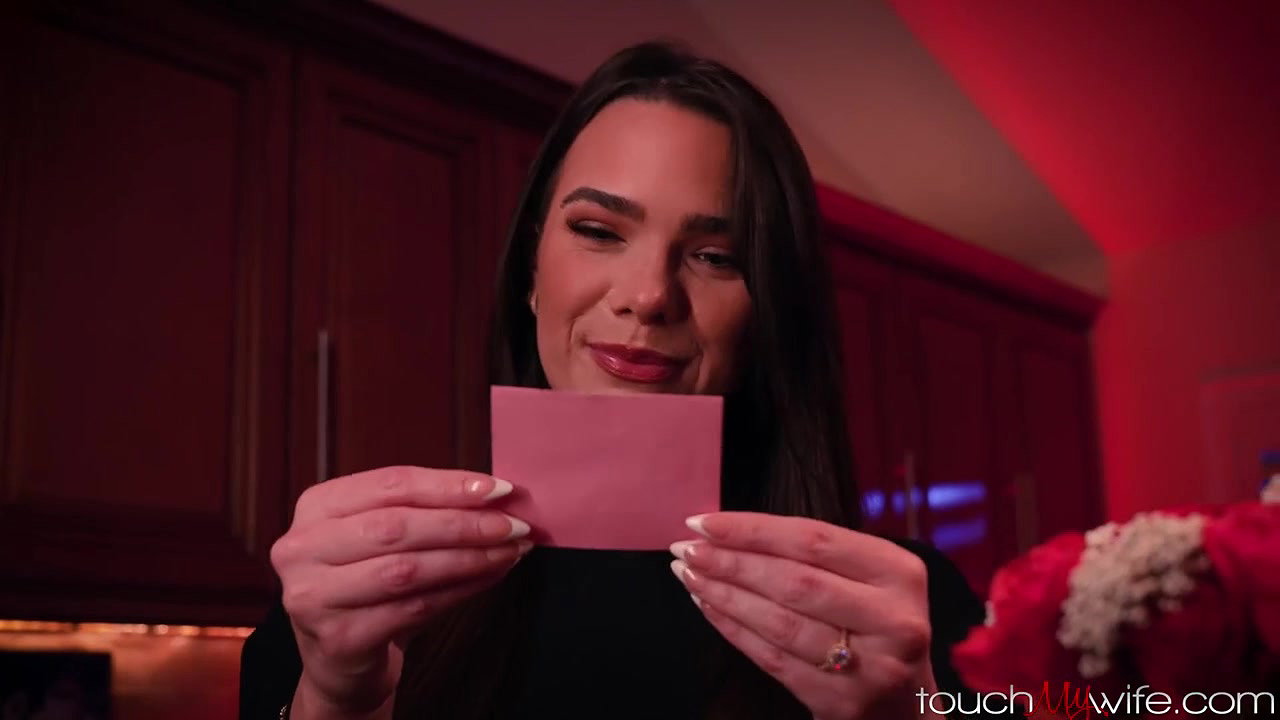 Ivy Ireland – A Valentine’s Day Trail of Temptation