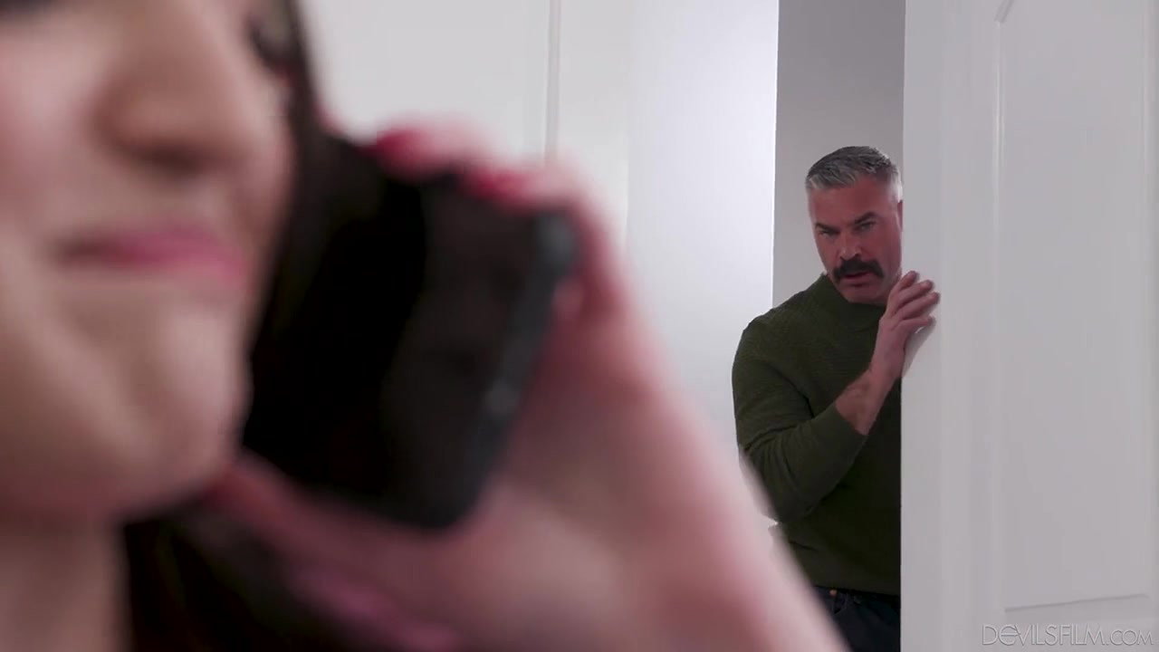 Julia James – Home Alone With Horny Stepdaughter