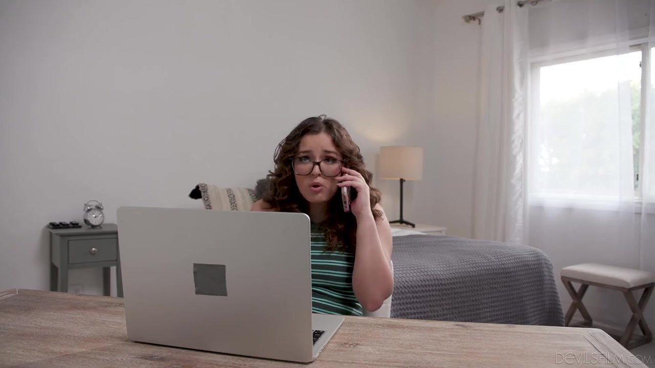 Leana Lovings – Home Alone With Cousin