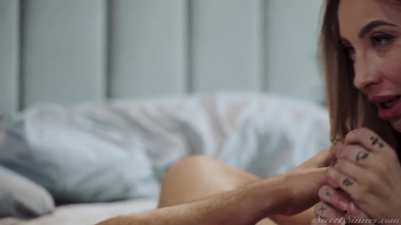 Melissa Stratton – Younger Cock For Full Pleasure