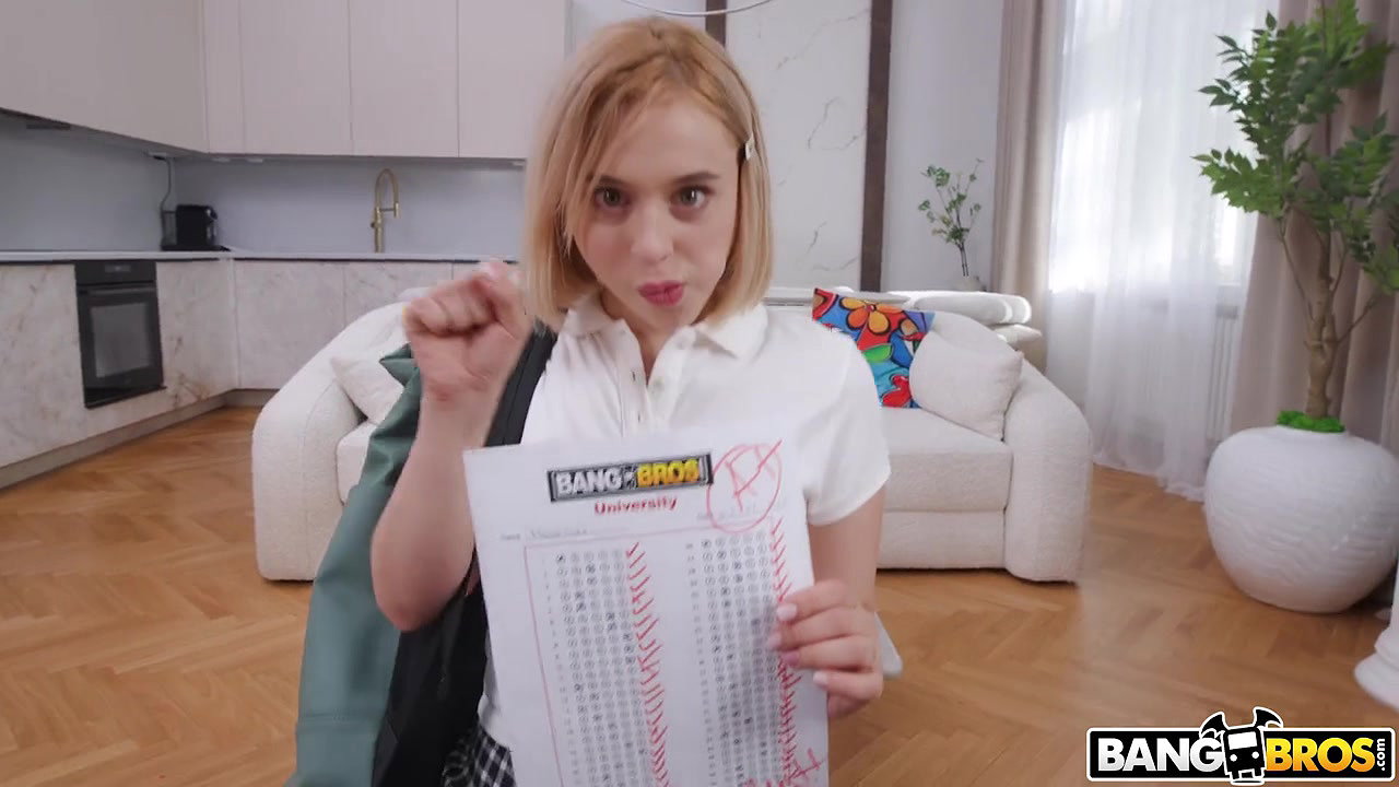 Molly Cute – Teen Loves Anal Sex