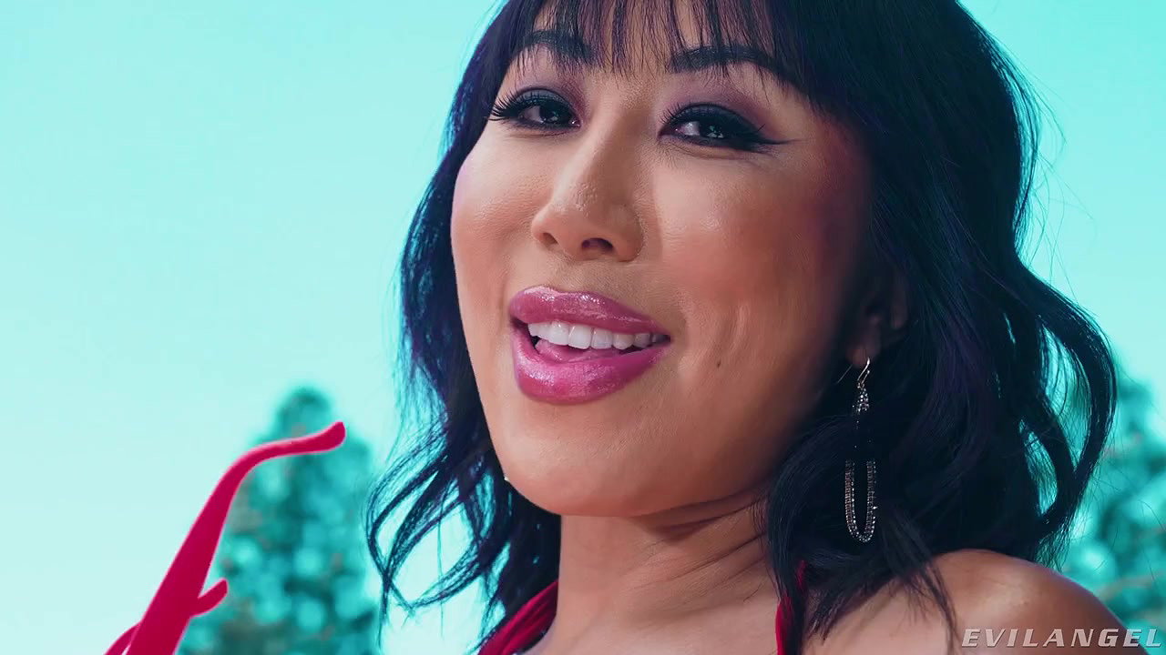 Nicole Doshi – Huge Facial After Mouth Fucking