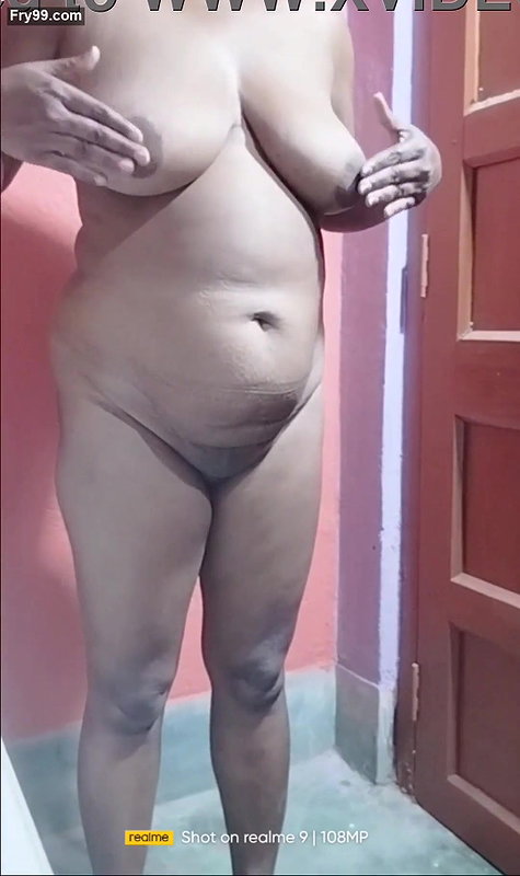 Desi sexy bhabi nice body  – 4