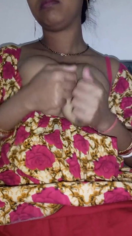 Boob showmilk