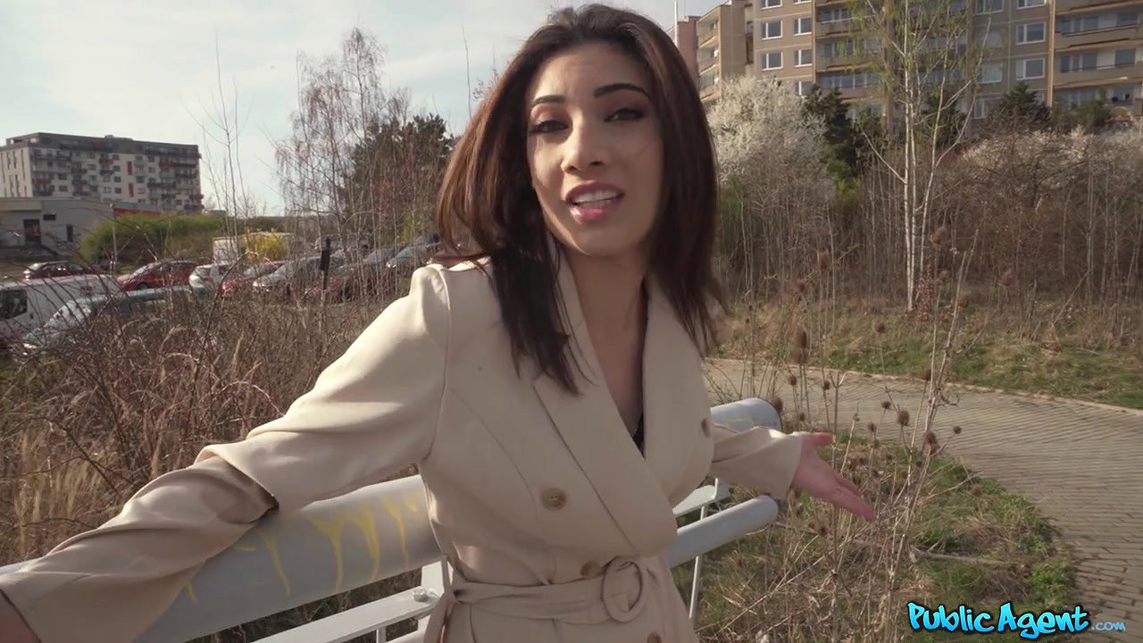 Emily Pink – Public Agent