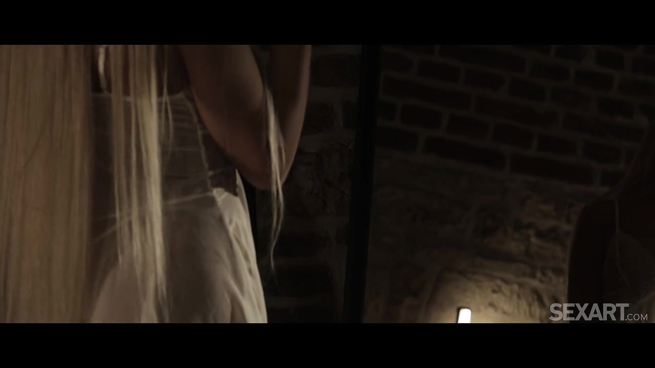 Era Queen – Smoldering Desires