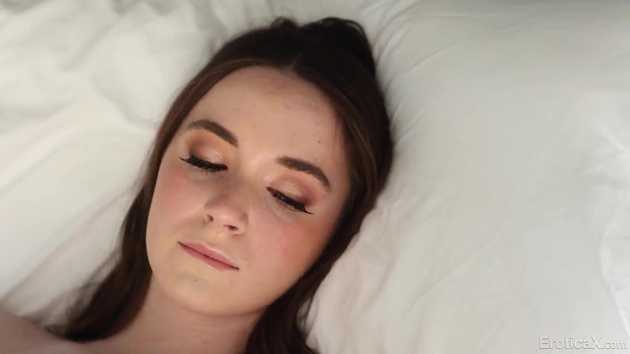 Hazel Moore – Morning Routine