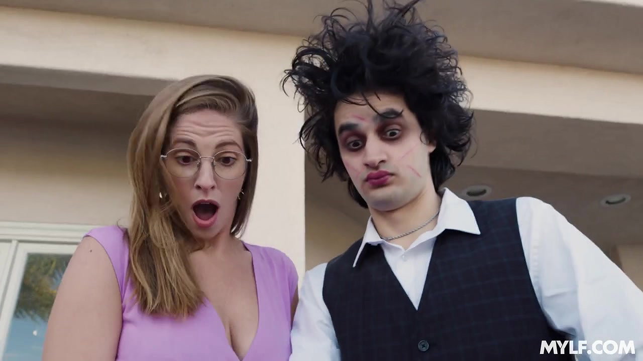 Jessica Ryan & Annie King – Edward Dildohands