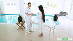 Kama Oxi – Sexy Babe Never Sikips Her Massage Appointment