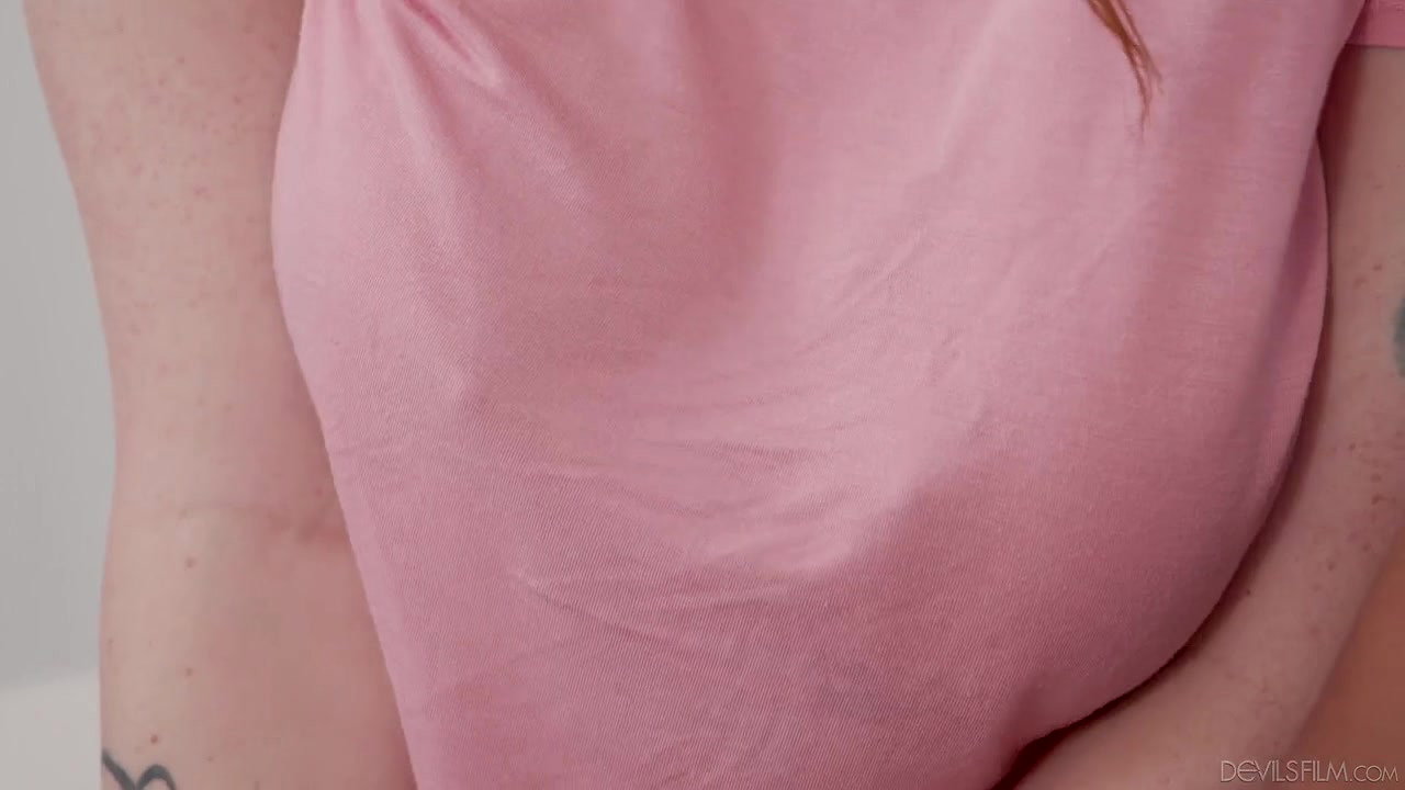 Katrina Marie – Busty Redhead MILF